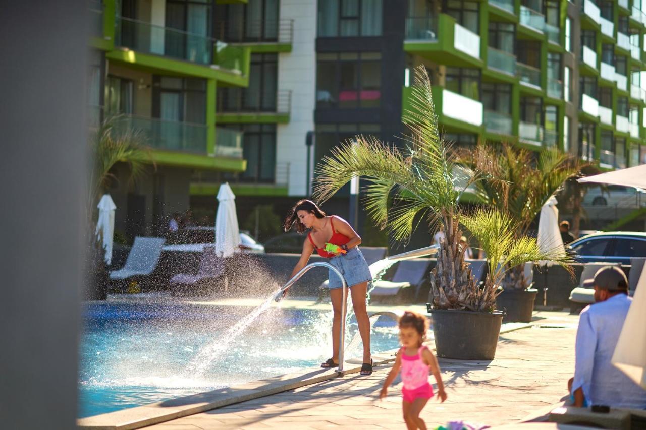 Nasty 24 Aparthotel Pool & Spa Mamaia Nord Navodari Exterior photo